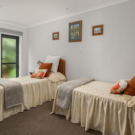 Fabulous Apartment With Private Spa Pool & Gym Picton Extérieur photo