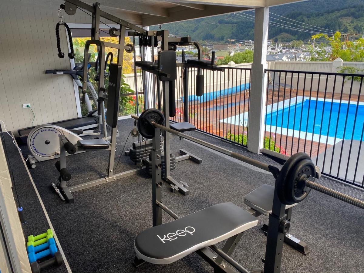 Fabulous Apartment With Private Spa Pool & Gym Picton Extérieur photo